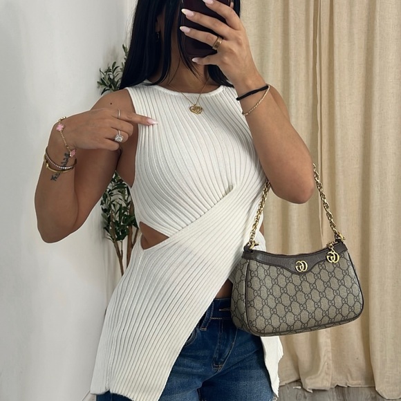 Off-White Ribbed Twist Halter Top - Picture 3 of 4